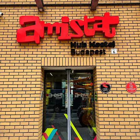 Amistat Hub Vandrerhjem *